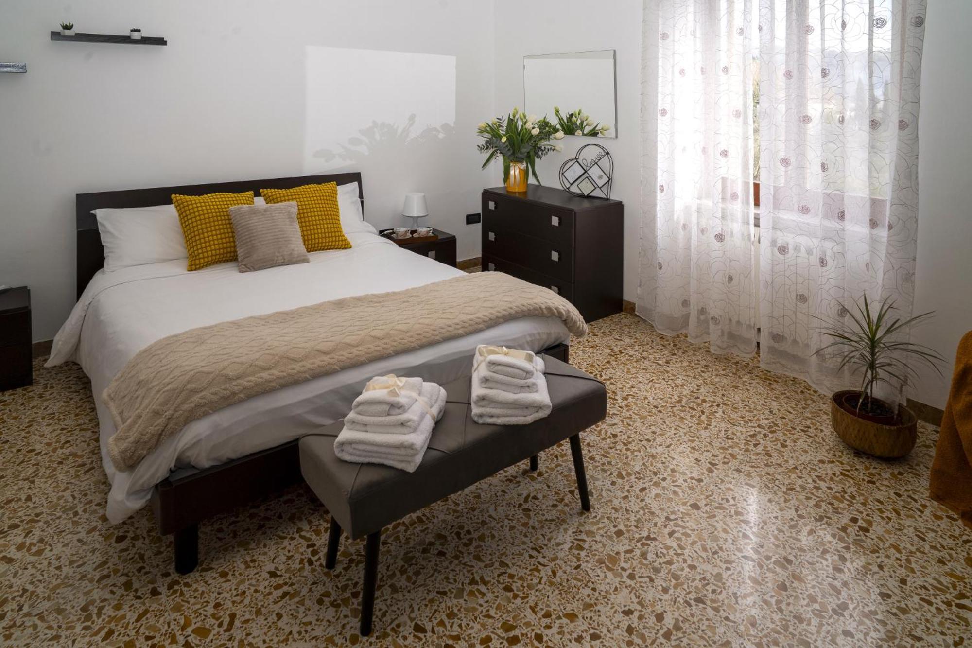 Sotto La Torre Apartman Caiazzo Kültér fotó
